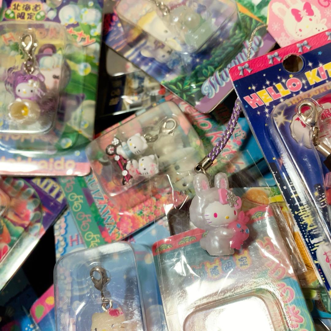 ヒ*マ様 ご当地キティ　68個　根付　ファスナーマスコット　パンク/新宿ver.