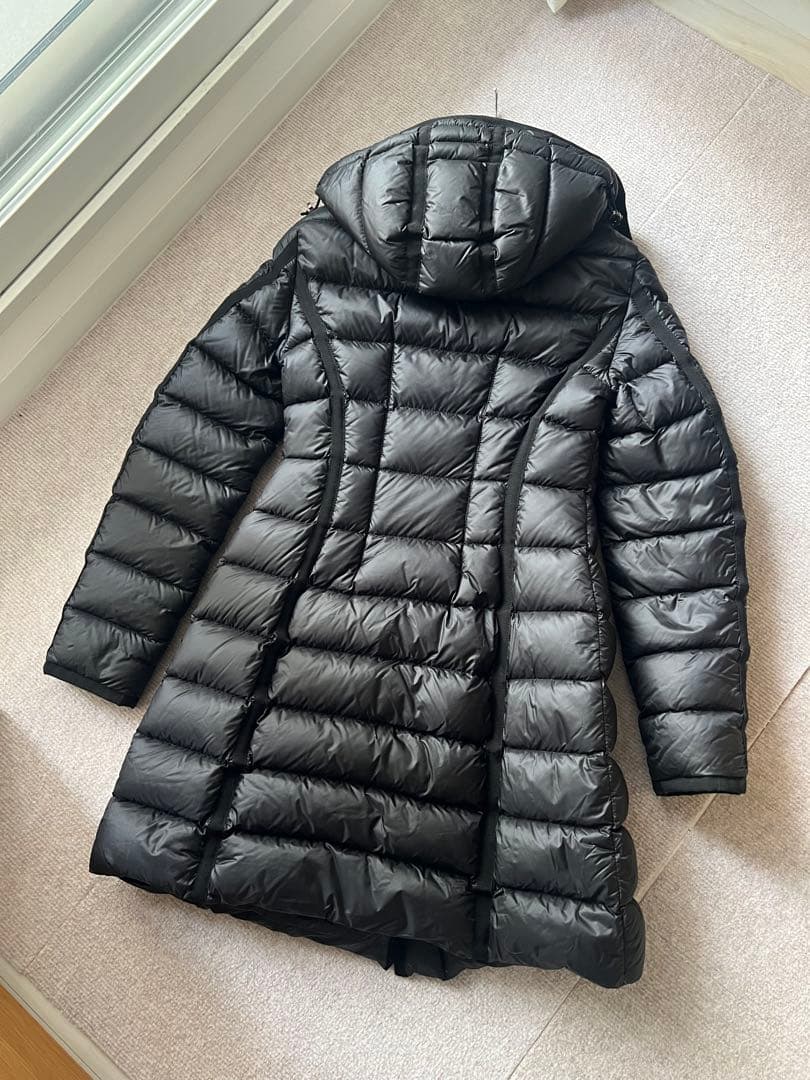 MONCLER モンクレール ブラック ダウンジャケット レディース