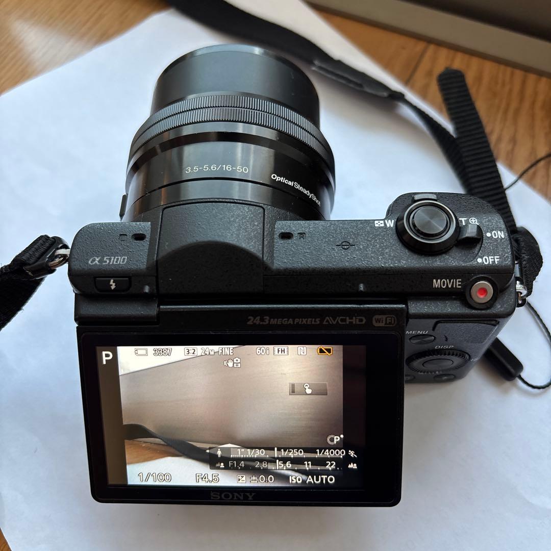 SONY α5100 E 16-50mm レンズ付き