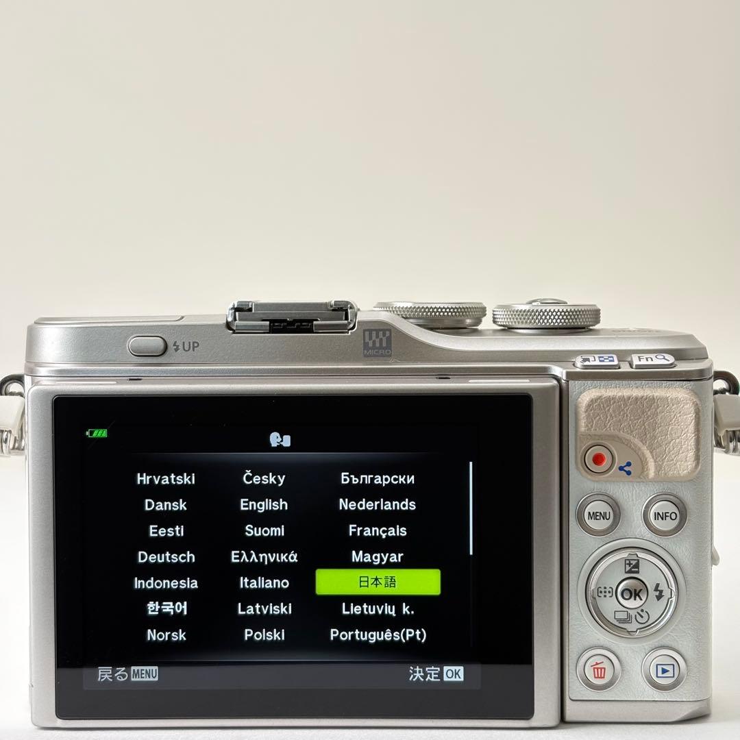 OLYMPUS PEN E-PL9 レンズキット Wi-Fi搭載