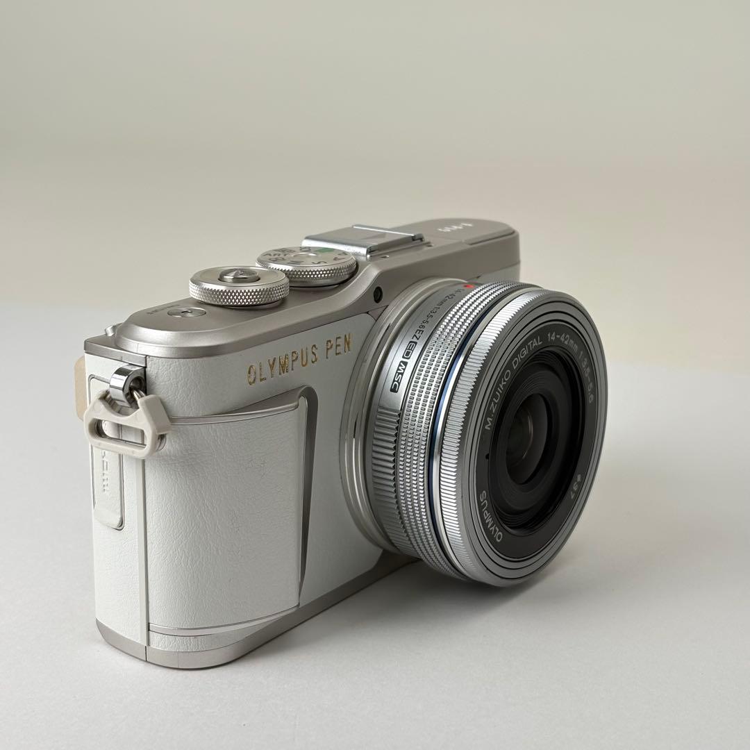 OLYMPUS PEN E-PL9 レンズキット Wi-Fi搭載