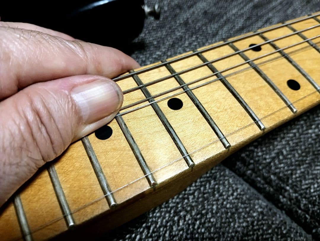 Squier by Fender スクワイヤー フェンダー ストラト
