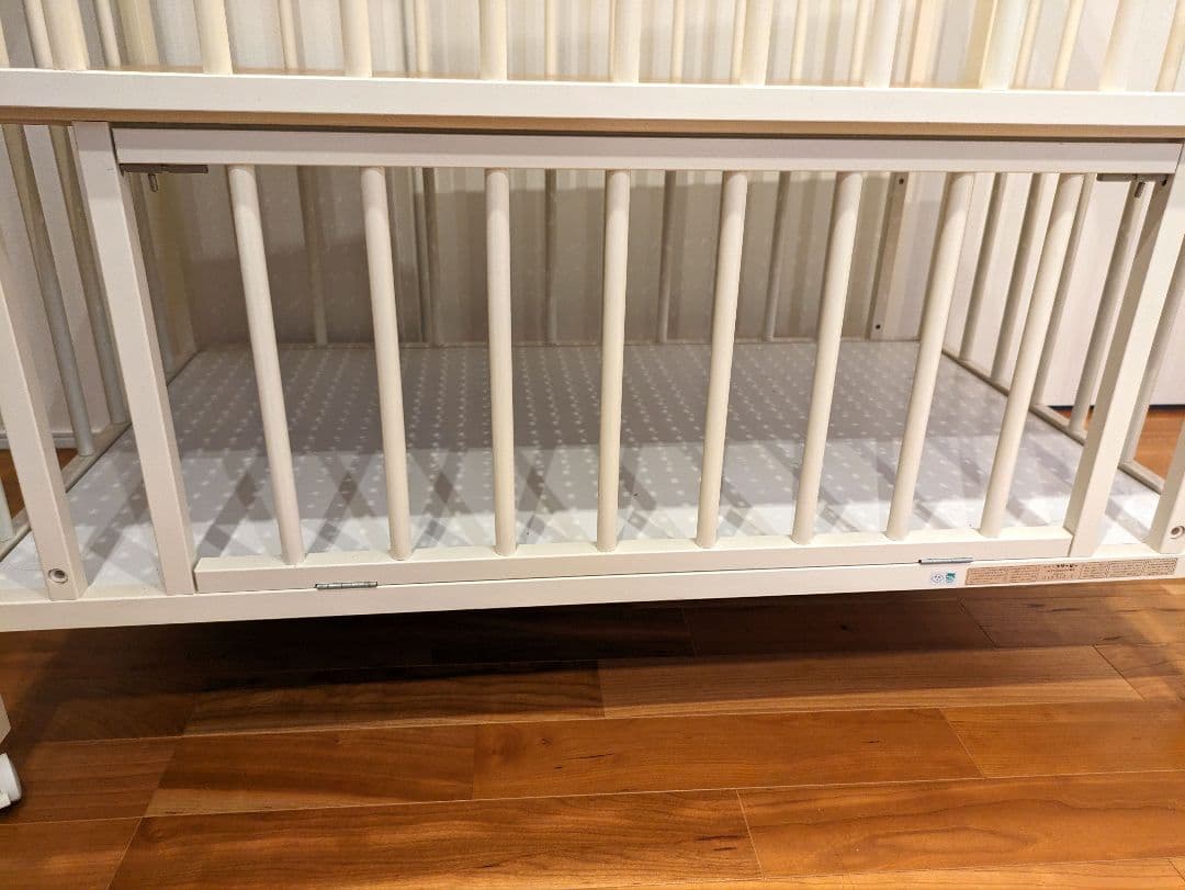 【直接引き渡し希望】ミキハウス　ベビーベッド