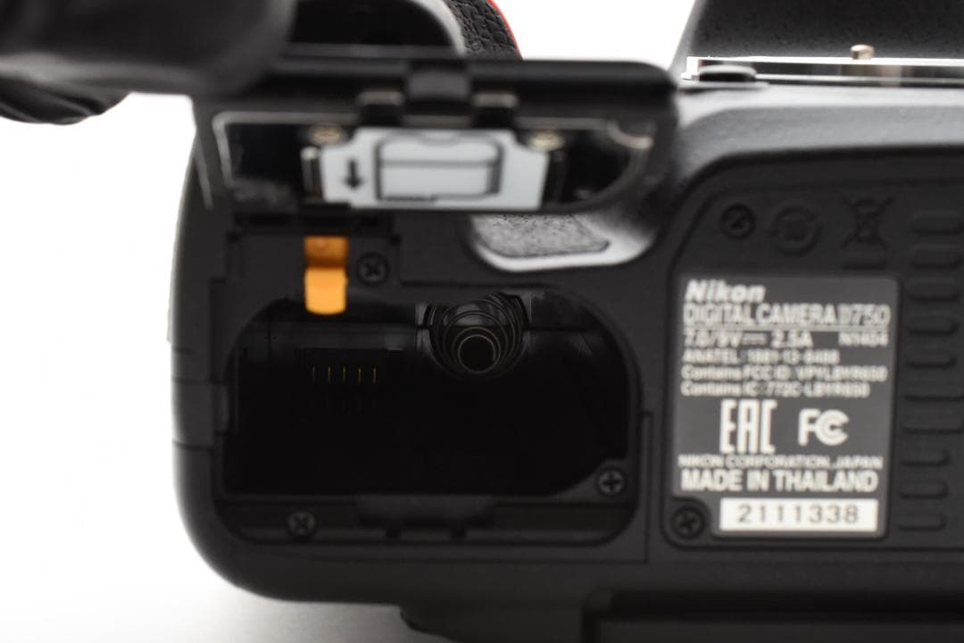 ニコン Nikon D750 ボディ ショット数4138枚