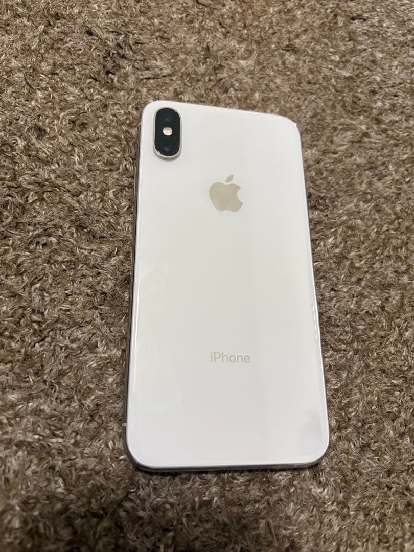 iPhoneＸＳシルバー　256GB バッテリー85%