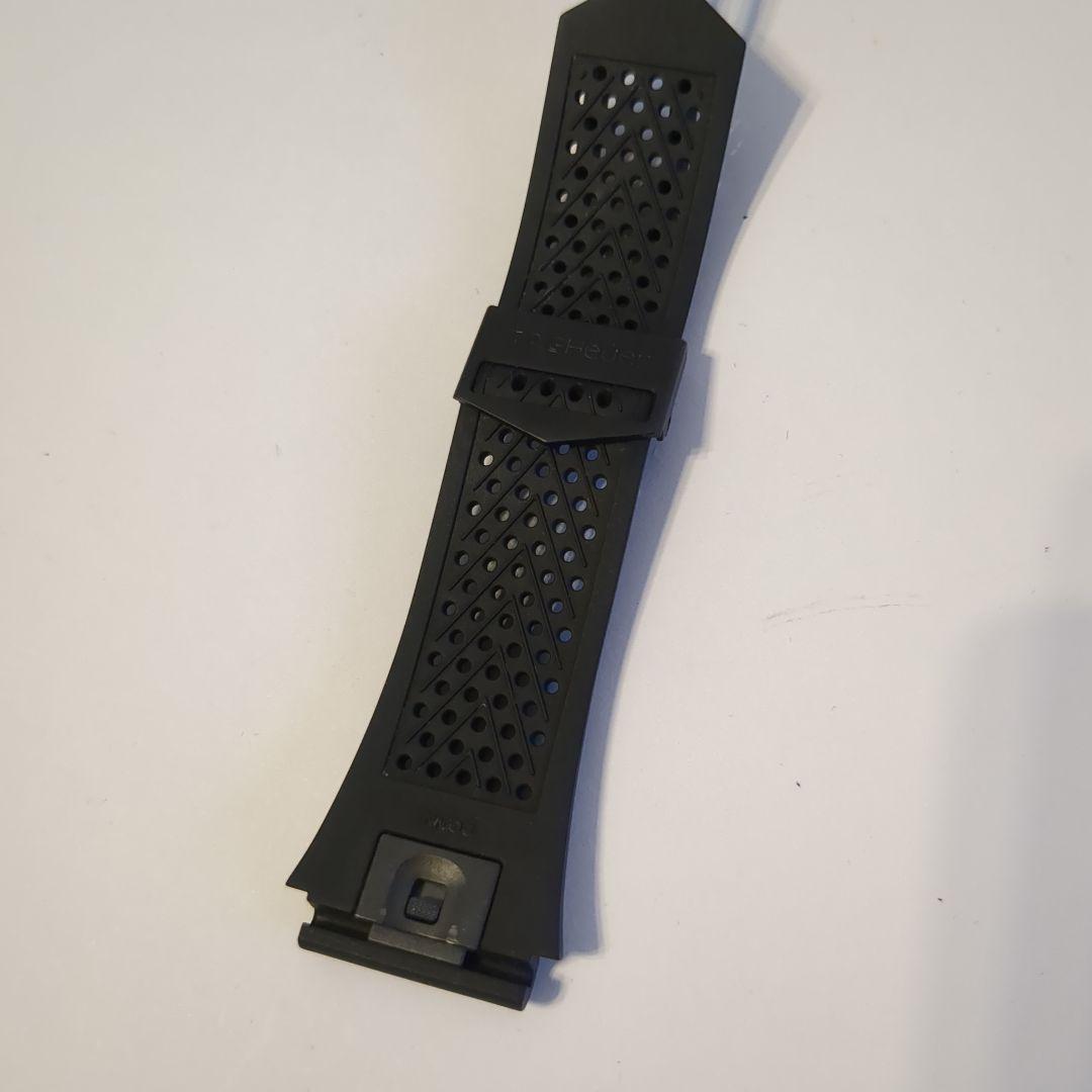 新品未　タグホイヤー コネクテッド キャリバーE4 45mm バックル付きベルト