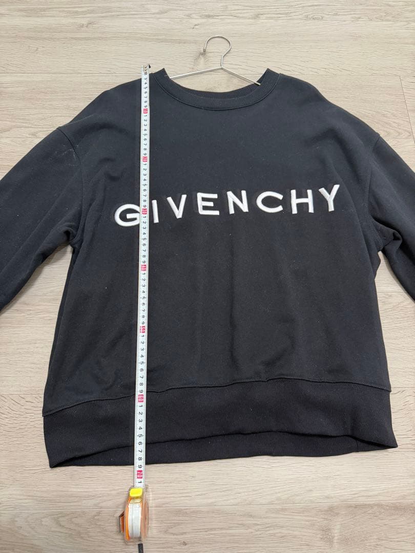 Givenchyジバンシー長袖トレーナー