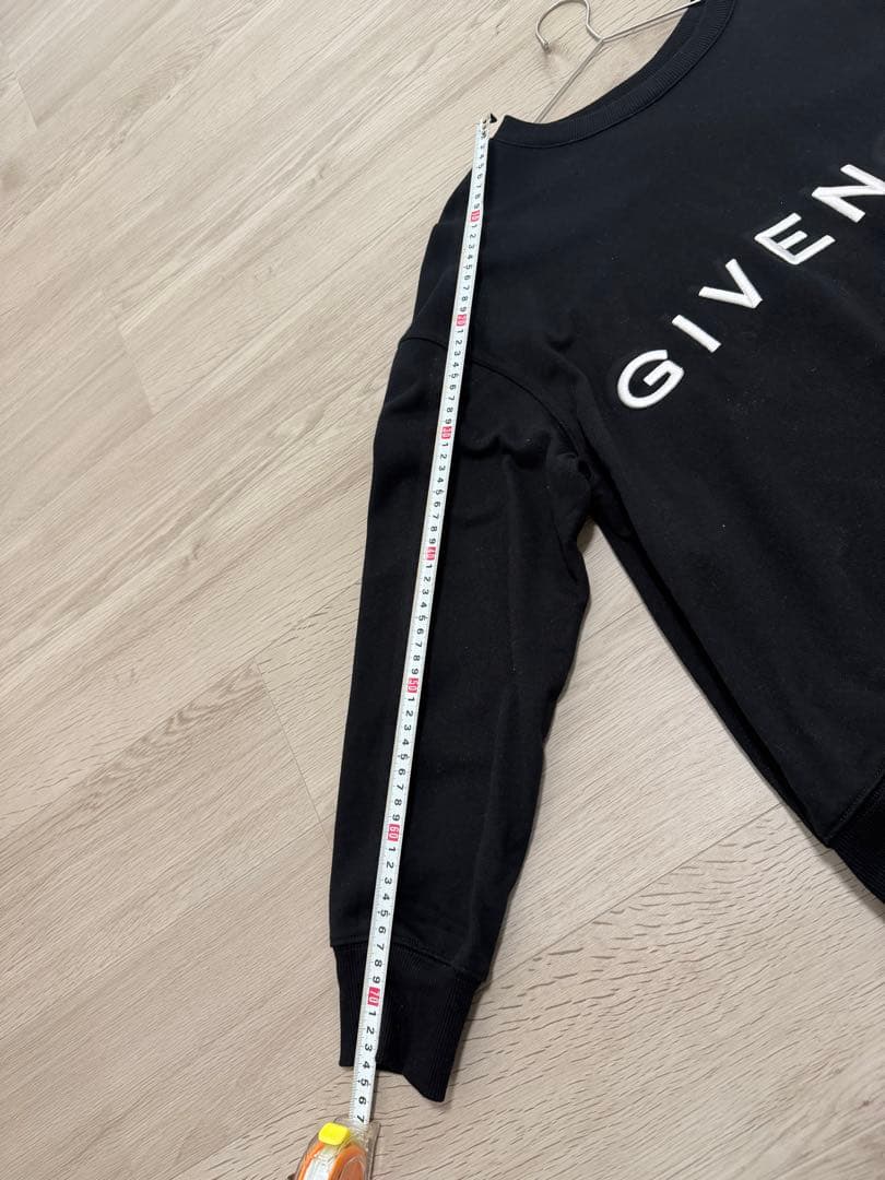 Givenchyジバンシー長袖トレーナー