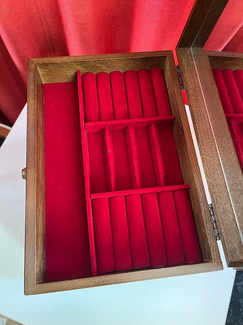 パリの雑貨屋　オーク材　ジュエリーボックス　4段　アクセサリーケース　モダン