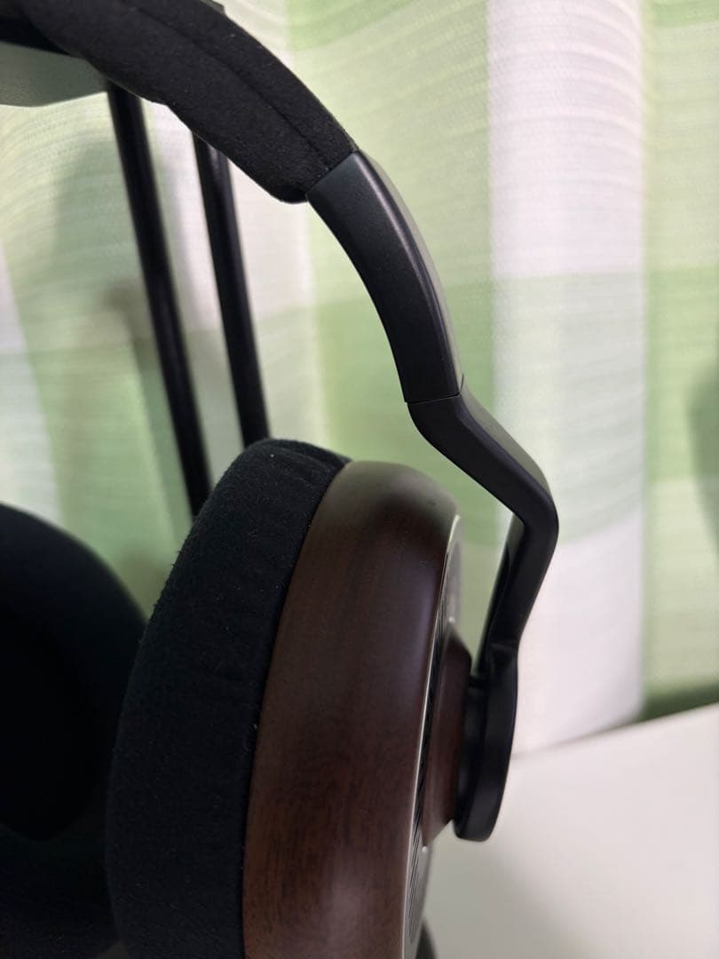 ULTRASONE Edition 11 スタンド付き、外箱なし