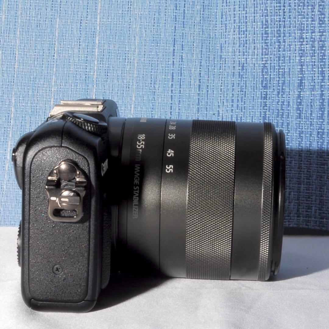 ♥️新品同様・極美品♥️Canon EOS M2 レンズキット♥️Wi-Fi内蔵