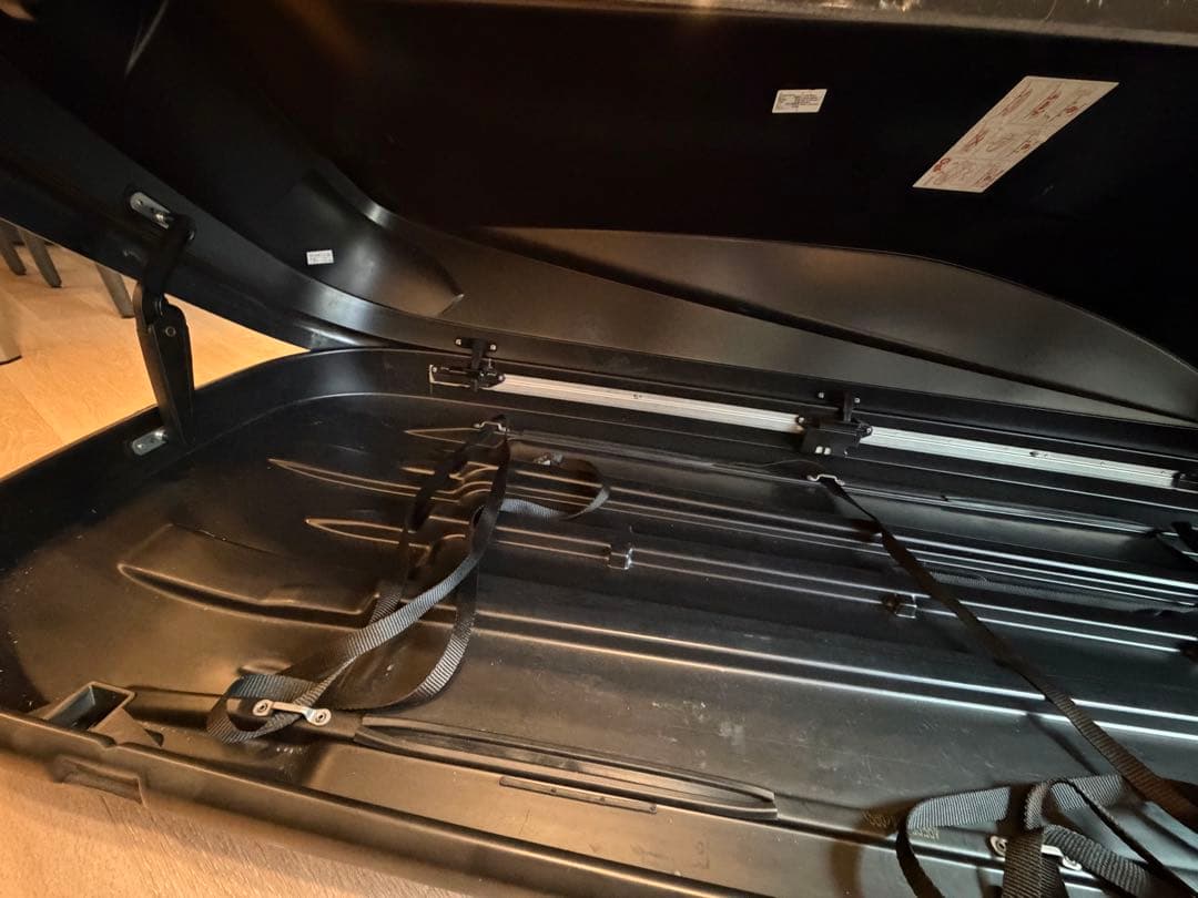 【引取限定】スーリーThule ルーフボックス　ツーリングL ブラック