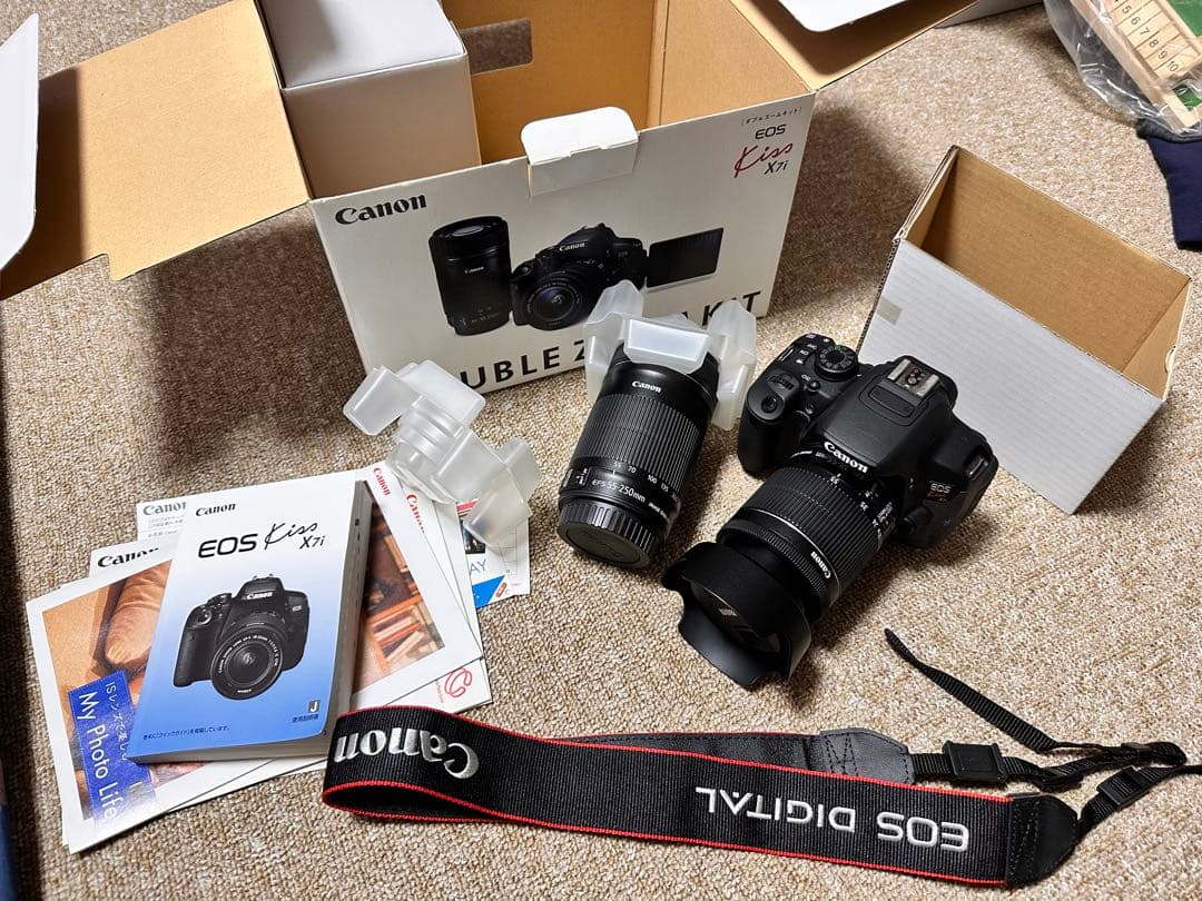 EOS kiss X7i ダブルレンズキット