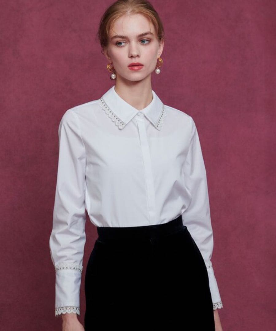 LOULOU WILLOUGHBY レーストリミングシャツ