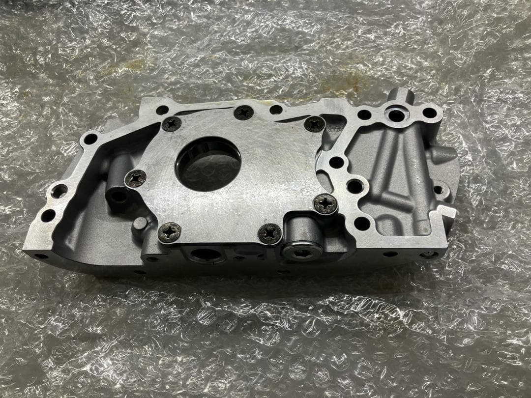 SUBARU SAMBAR エンジンオイルポンプAssy