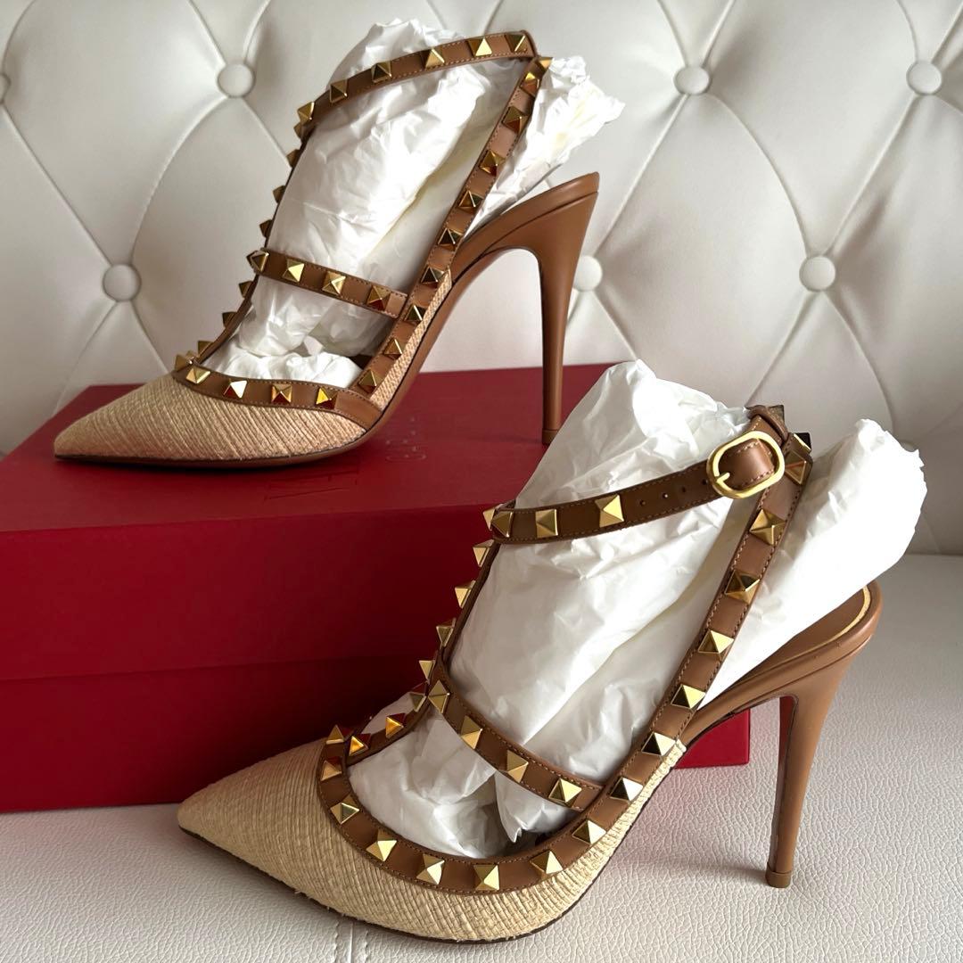 VALENTINO ヴァレンティノガラバーニロックスタッズストローレザーパンプス