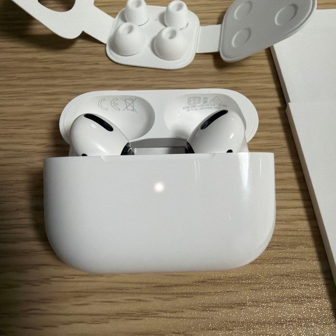 け*様 2021 AirPods Pro Apple純正MagSafe充電ケース