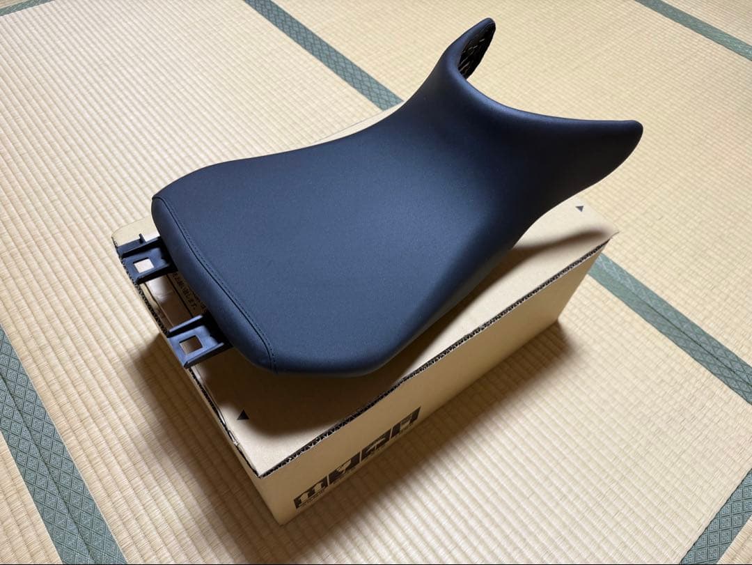  純正 シート R1200R R1250R R1200RS R1250RS