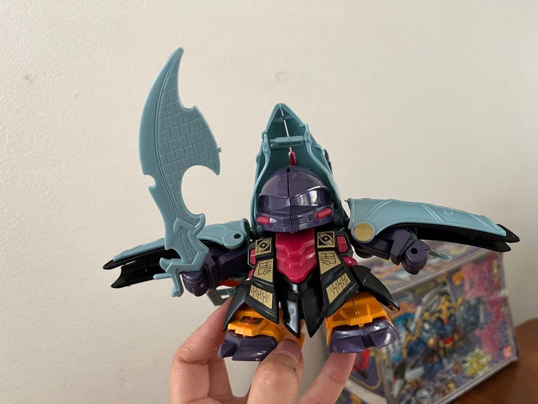 30年以上前　元祖SDガンダムワールド 剣付き