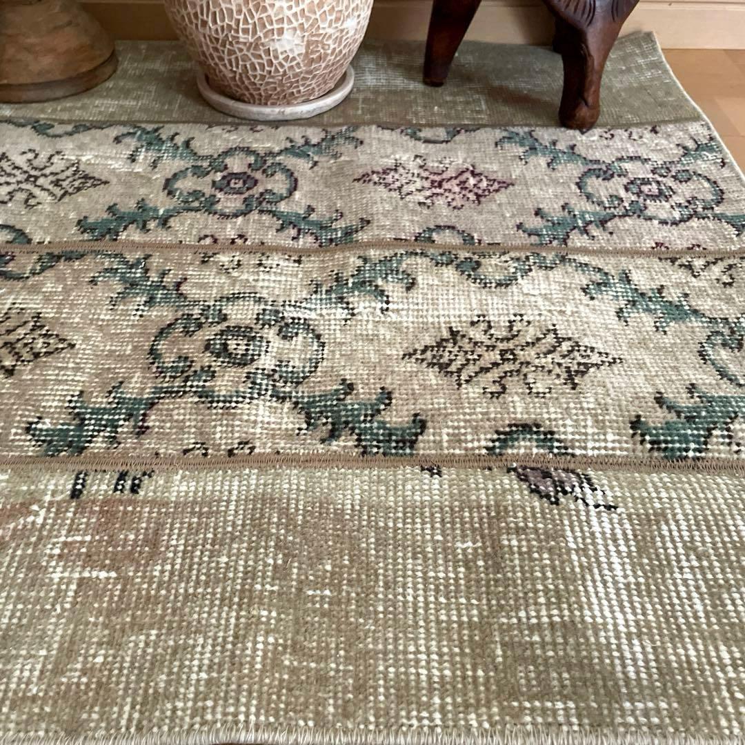 68.5×98 ベージュボタニカル　パッチワーク　トルコヴィンテージラグ