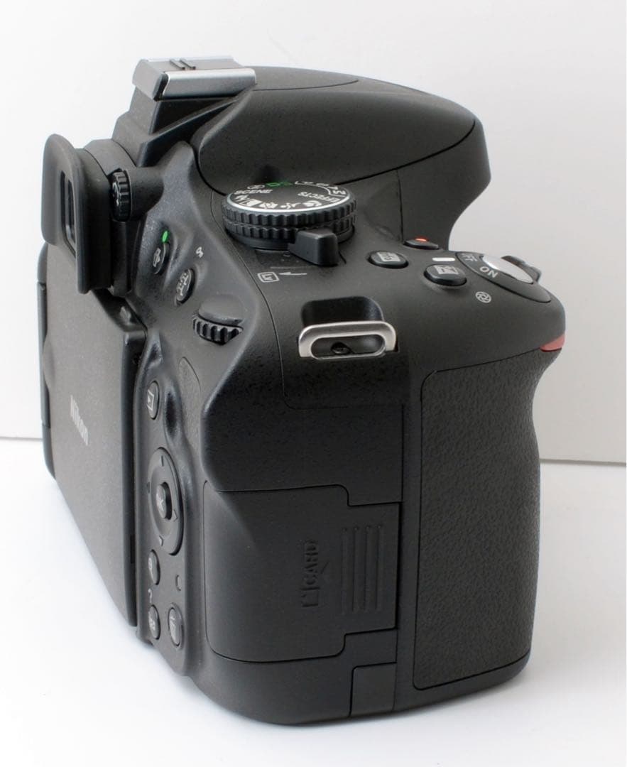 S数100回未満！Nikon D5100★初心者向け★転送OK★普段使いに最適