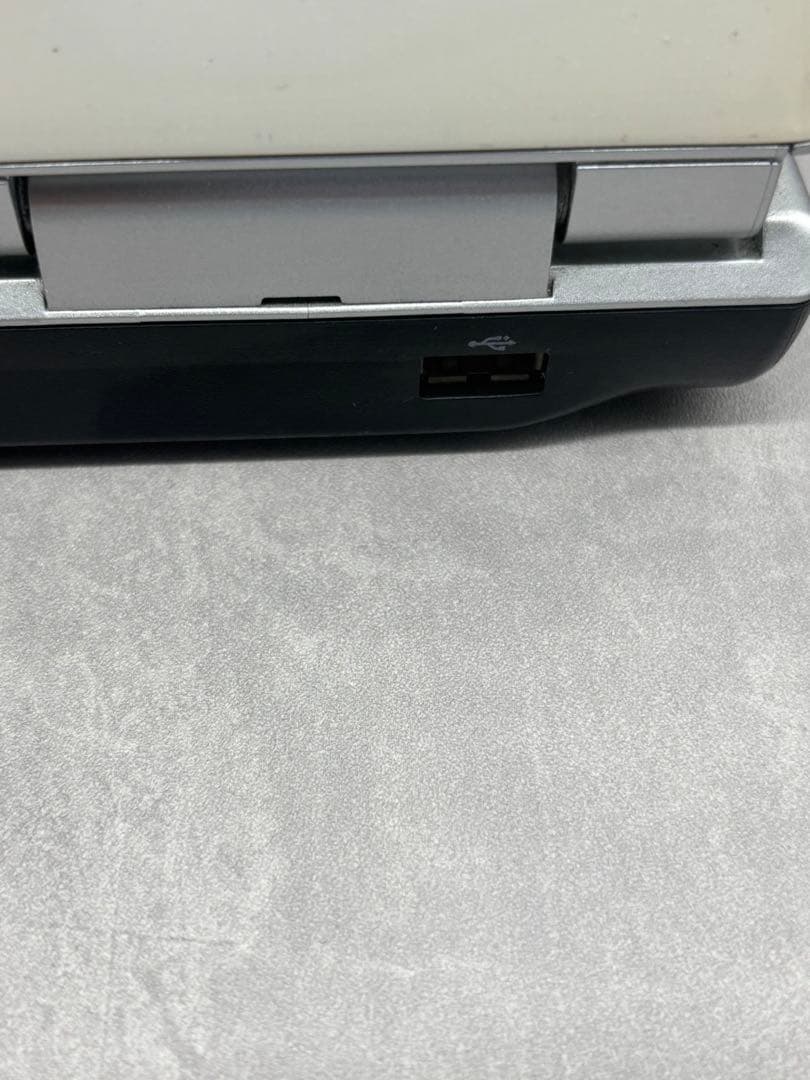 ノートパソコン　NEC Lavie SSD /8GB /Win11/Office