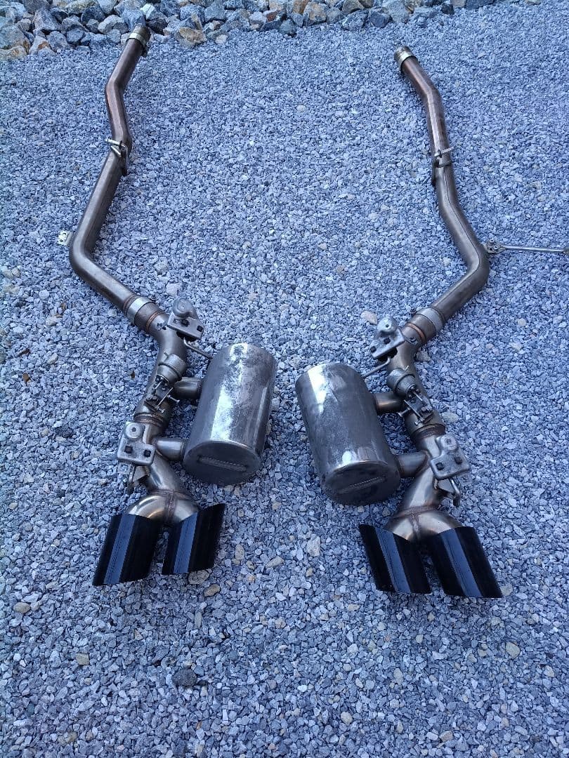 マセラティ ギブリ用 クライスジーク可変マフラー