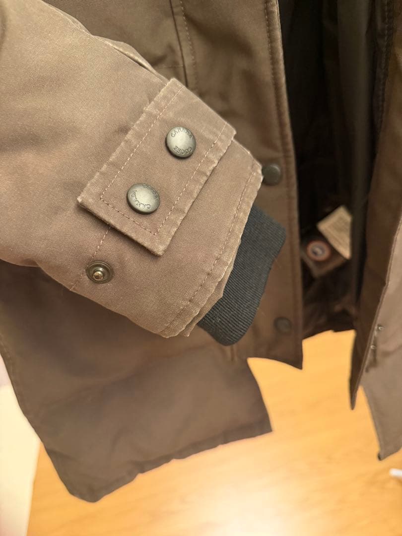   ダウンジャケット フード付き