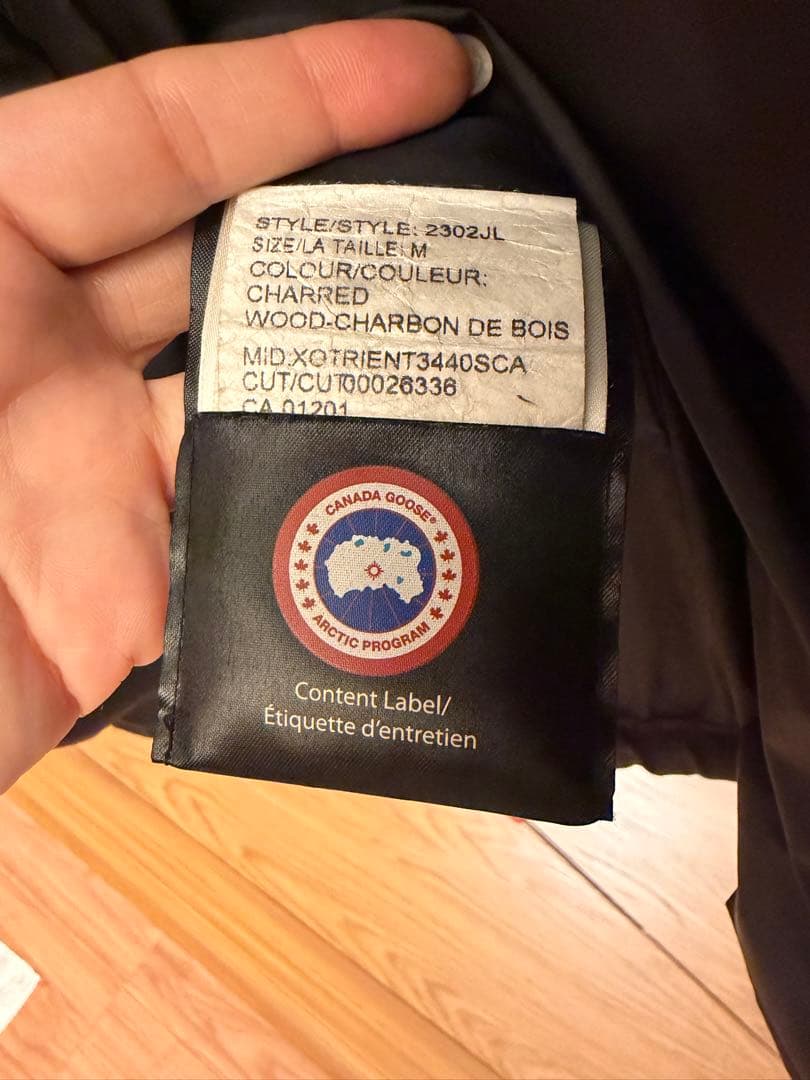   ダウンジャケット フード付き