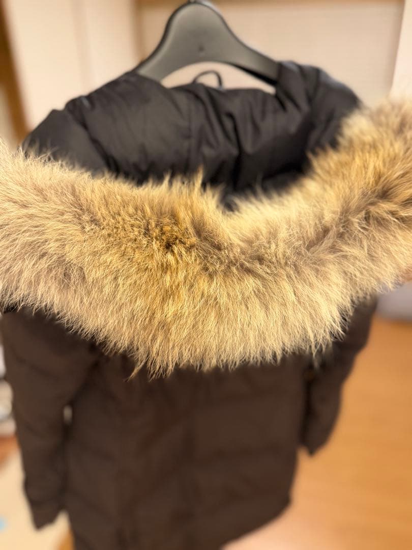   ダウンジャケット フード付き