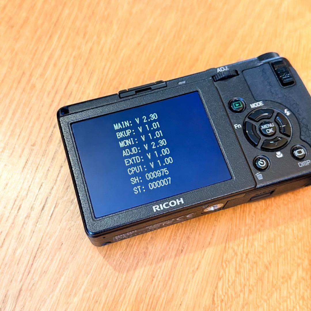【極美品・975ショット】RICOH GR DIGITAL II デジタルカメラ
