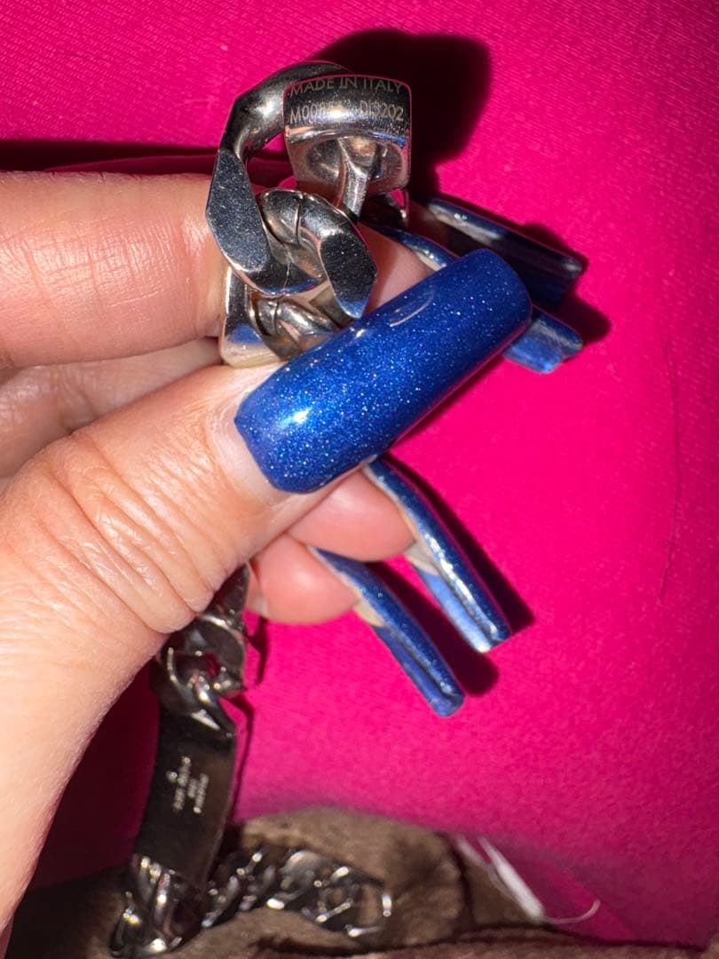 Louis Vuitton シルバー チェーンブレスレット。