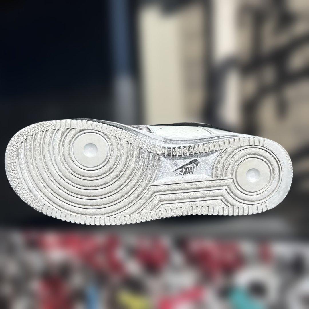 Nike Air Force 1 paranoise パラノイズ　スニーカー