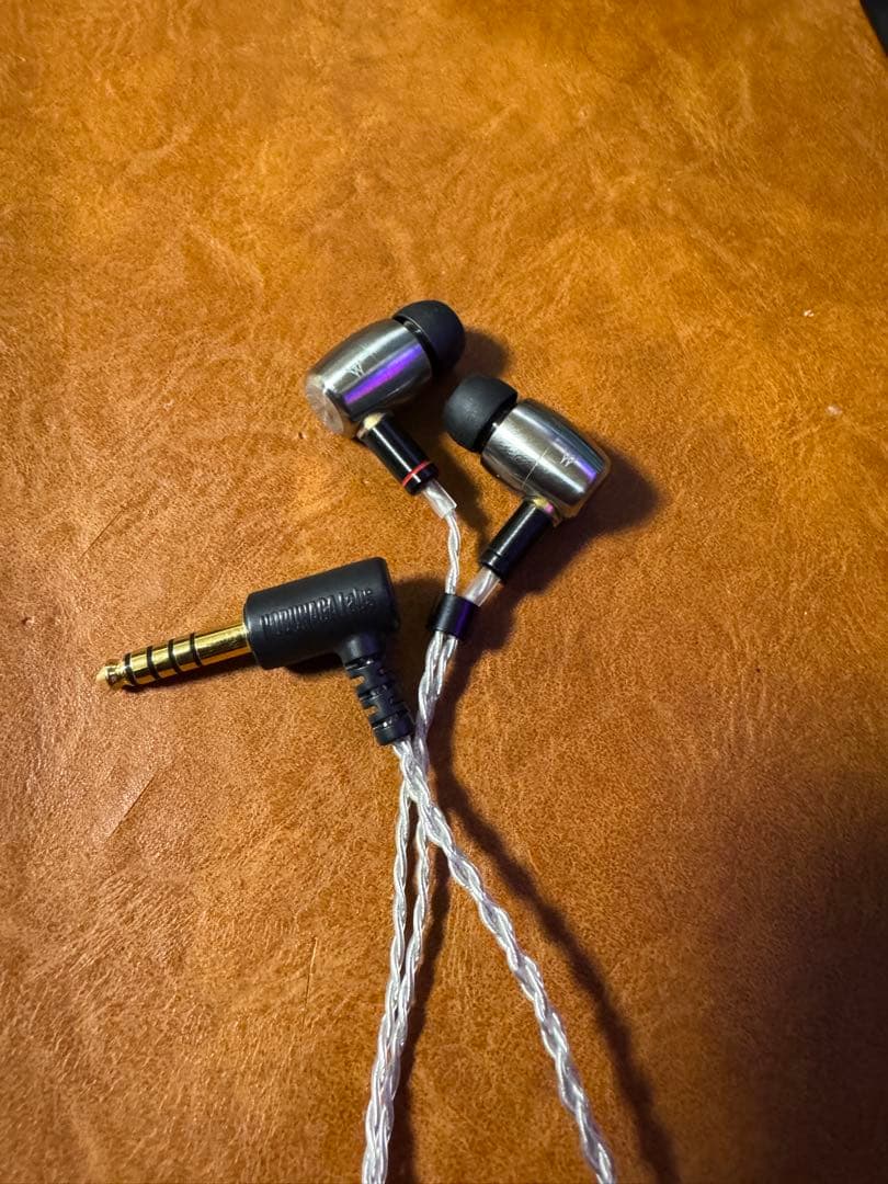 イヤホン unimoon