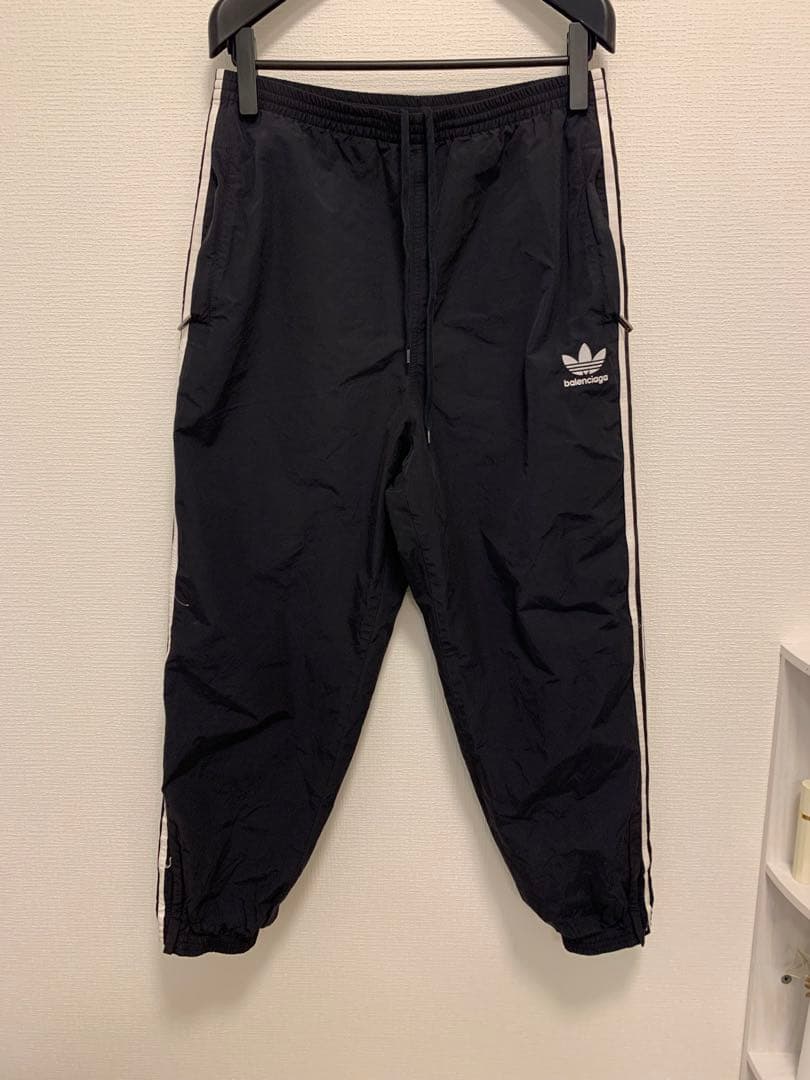 格安　黒42 バレンシアガ　アディダス　ナイロントラックパンツ　美中古