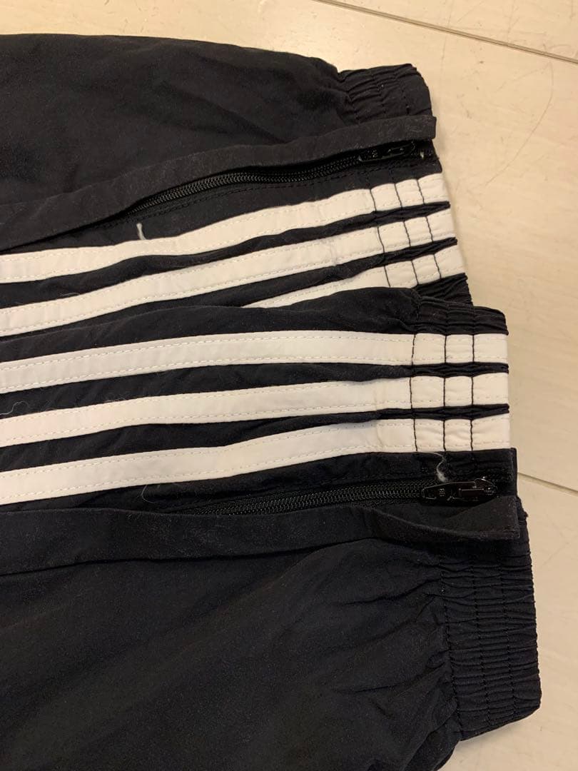 格安　黒42 バレンシアガ　アディダス　ナイロントラックパンツ　美中古