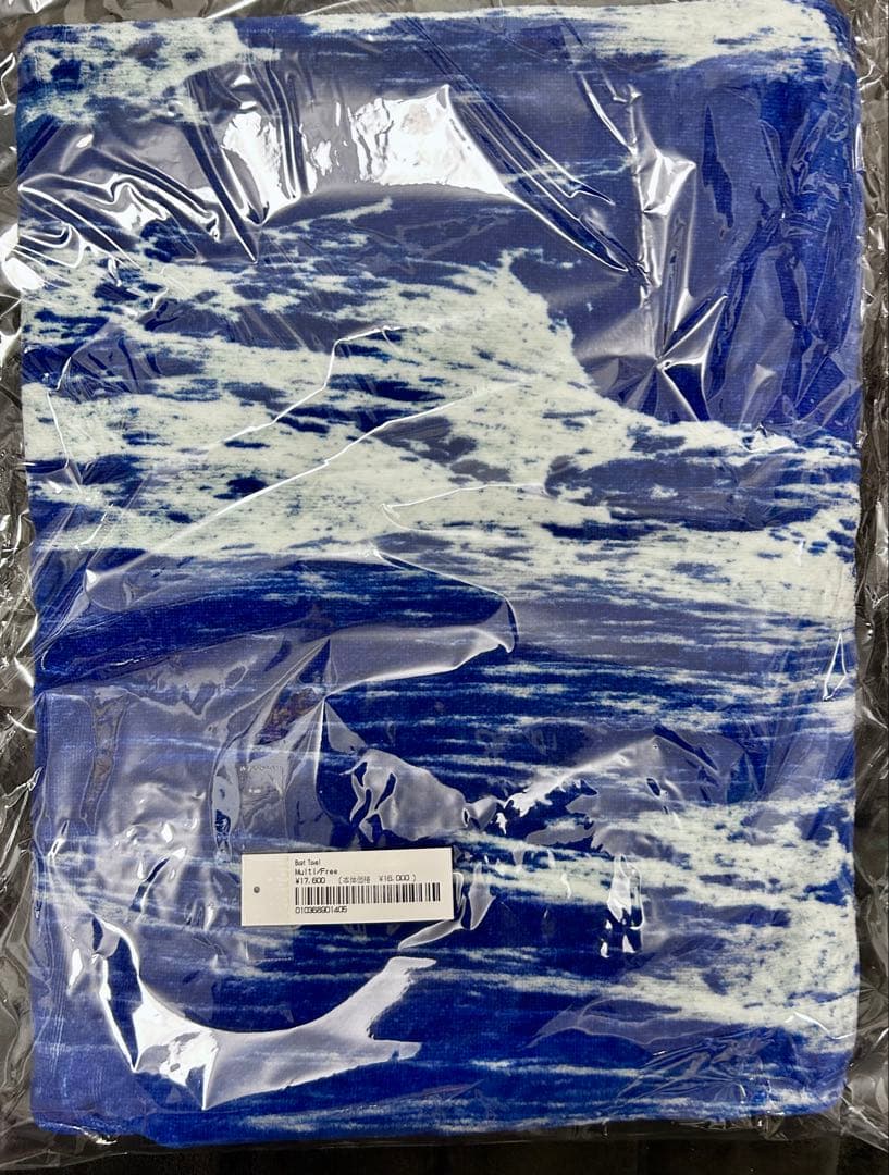 テ*ラ様 supreme 25ss boat towel タオル　ブランケット