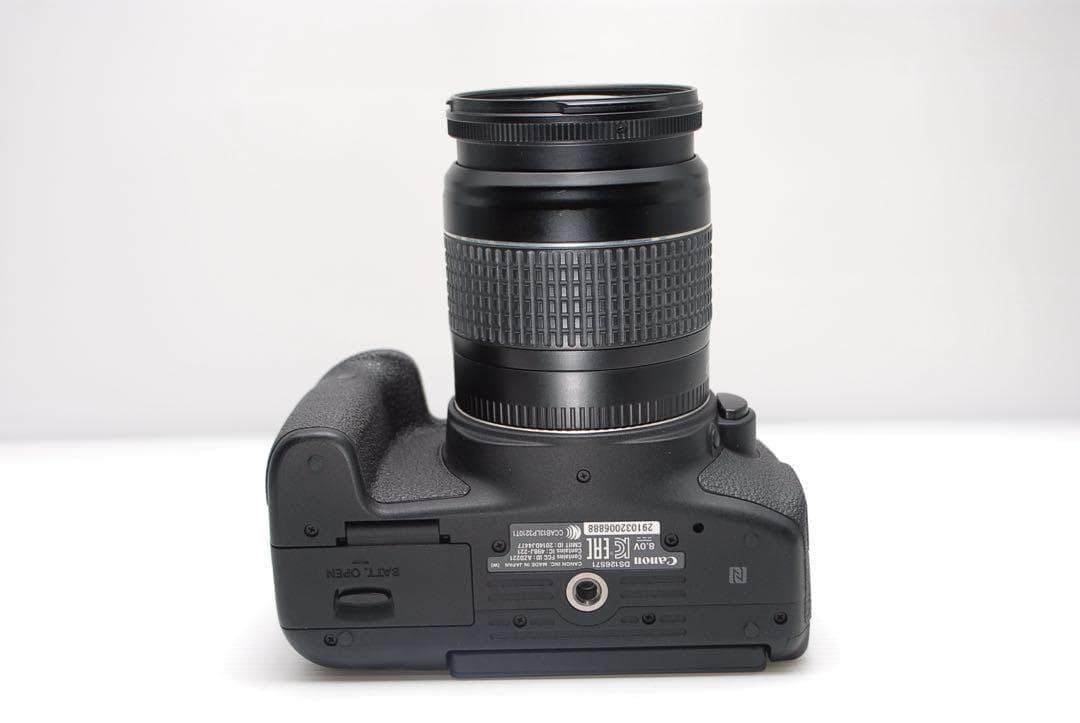 ▪️キャノンkiss X8i▪️ダブルレンズセット フルHD動画撮影可能 美品