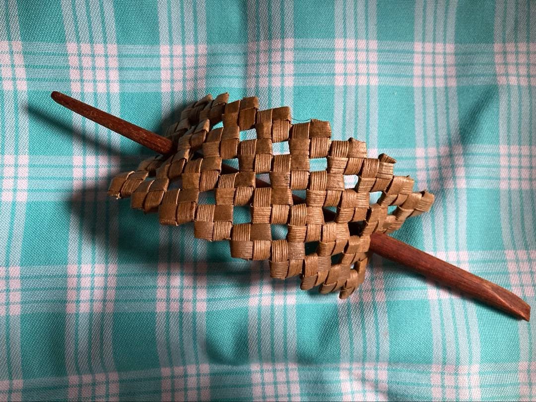 数量限定 Lauhala Koa ラウハラ コアウッド ヘアピック ハワイ フラ