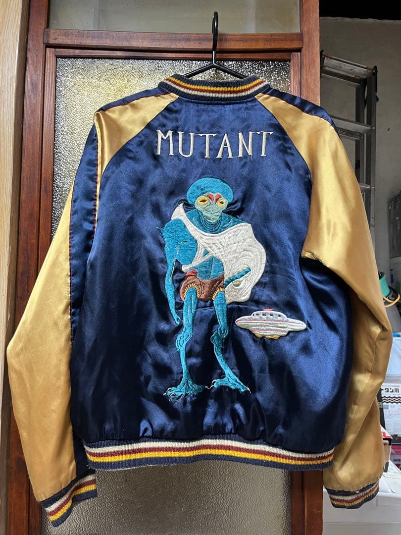 テーラー東洋 ミュータント鷹 リバーシブル スカジャン　Sサイズ