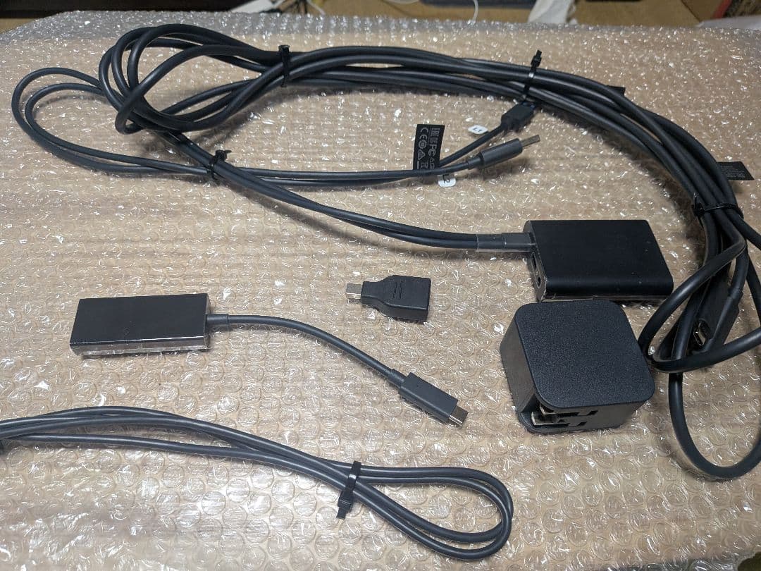 【美品】VIVE Focus Vision 豪華付属品セット（即時購入OK)