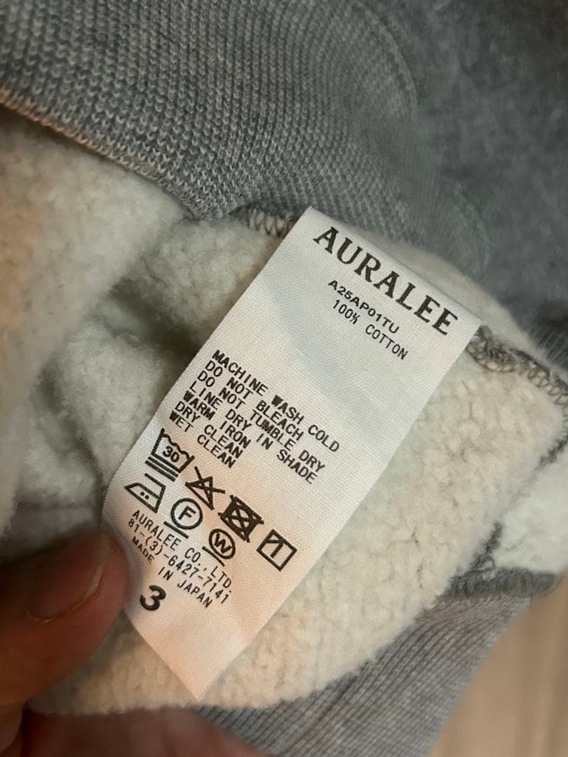 サイズ3 オーラリー　パーカー　25AW