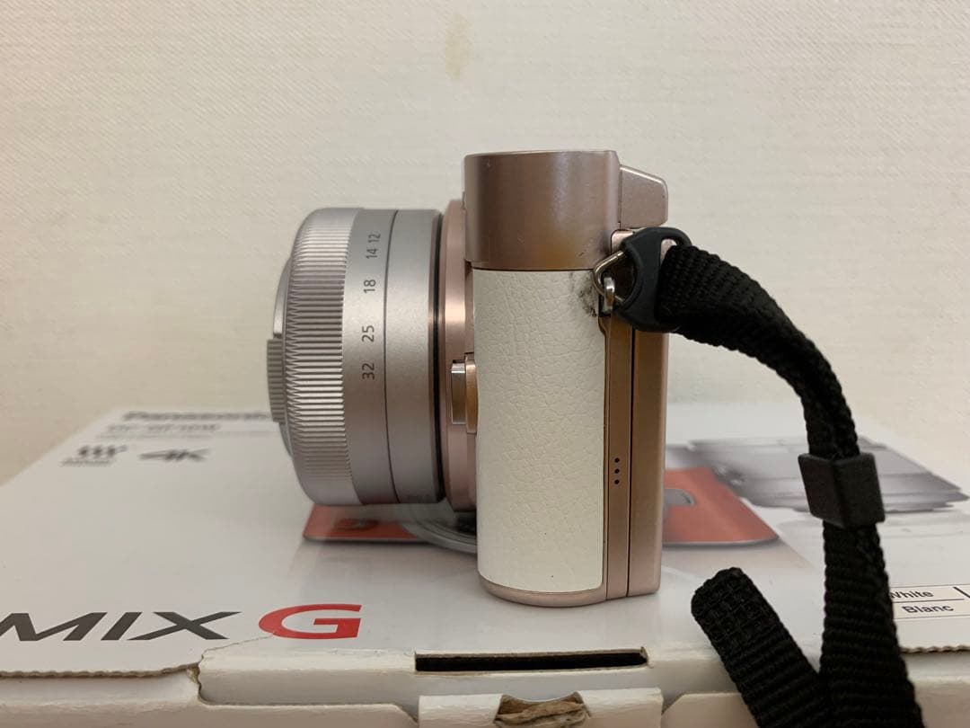 【美品】LUMIX G デジタルカメラ／ダブルレンズキット DC-GF10W