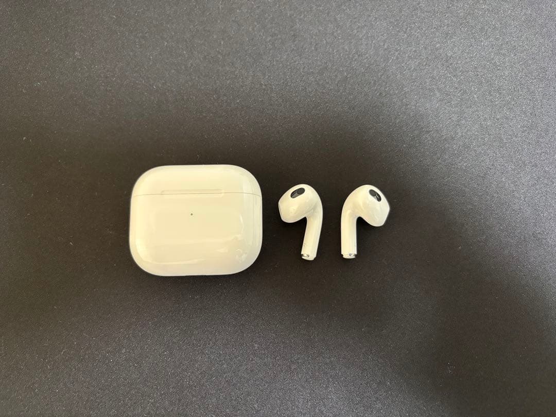 AirPods 第3世代　本体