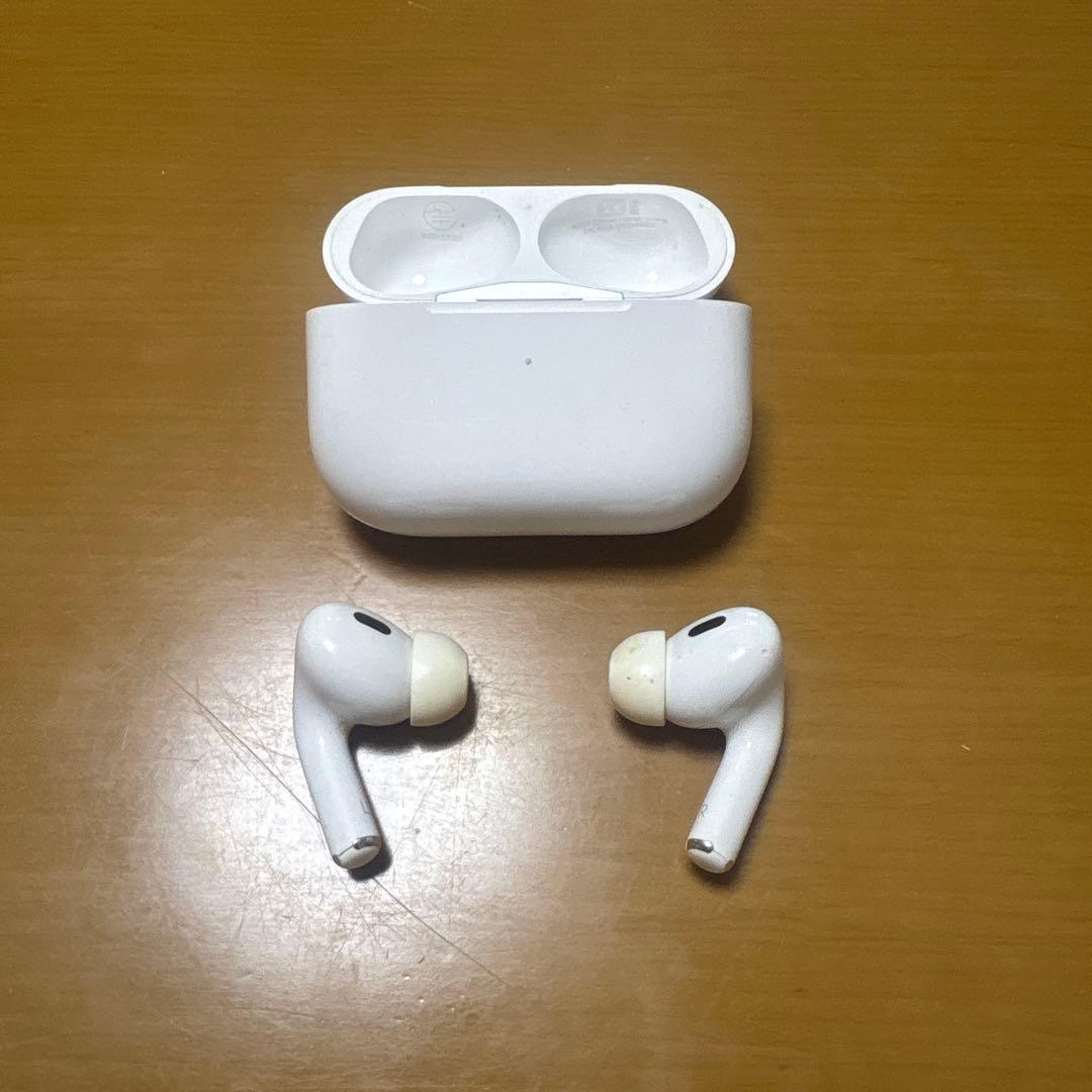 AirPods Pro 2本体 充電ケース付き Lightning