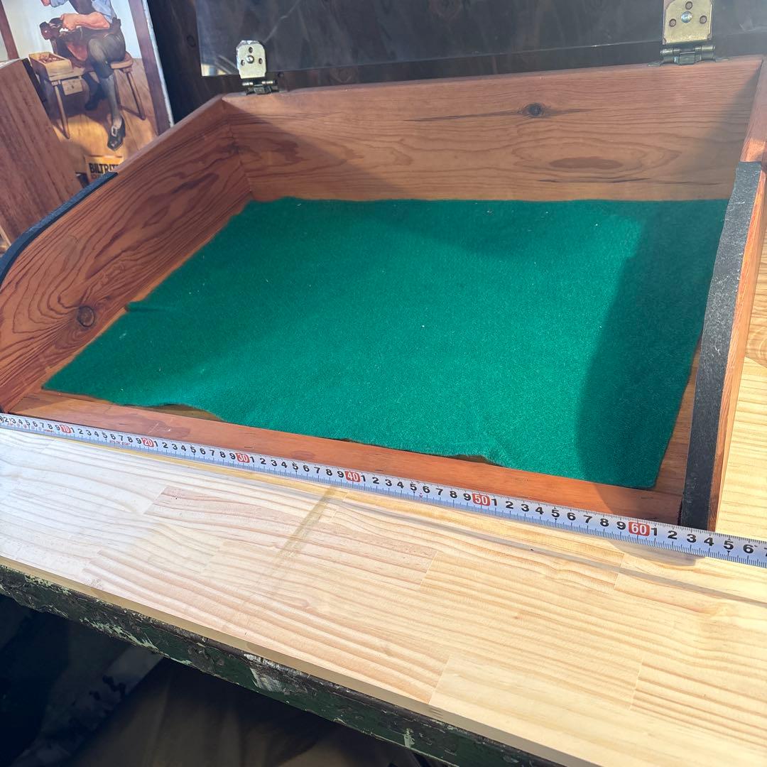 アンティーク　ショーケース　コレクション　ケース　ディスプレイ