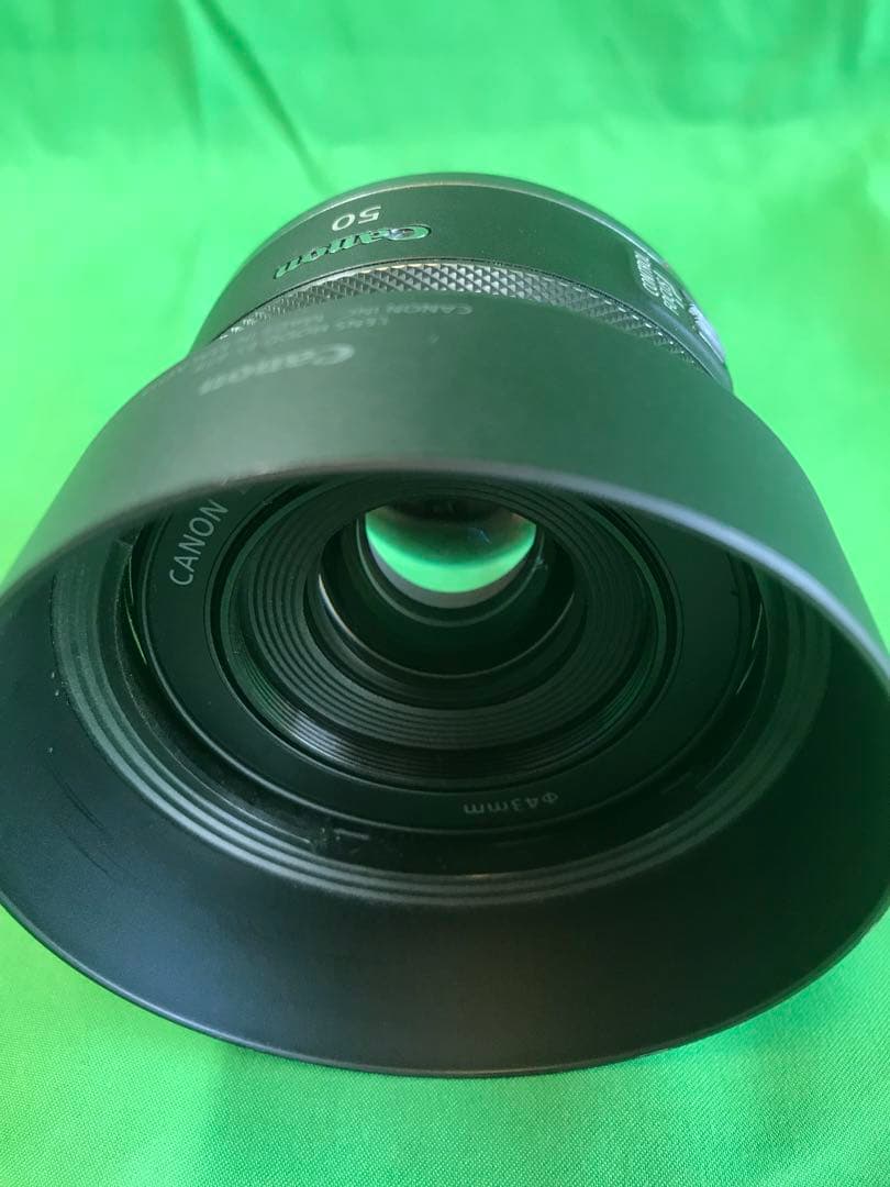 キヤノン　RF50mm f1.8 STM 専用フードES-65B