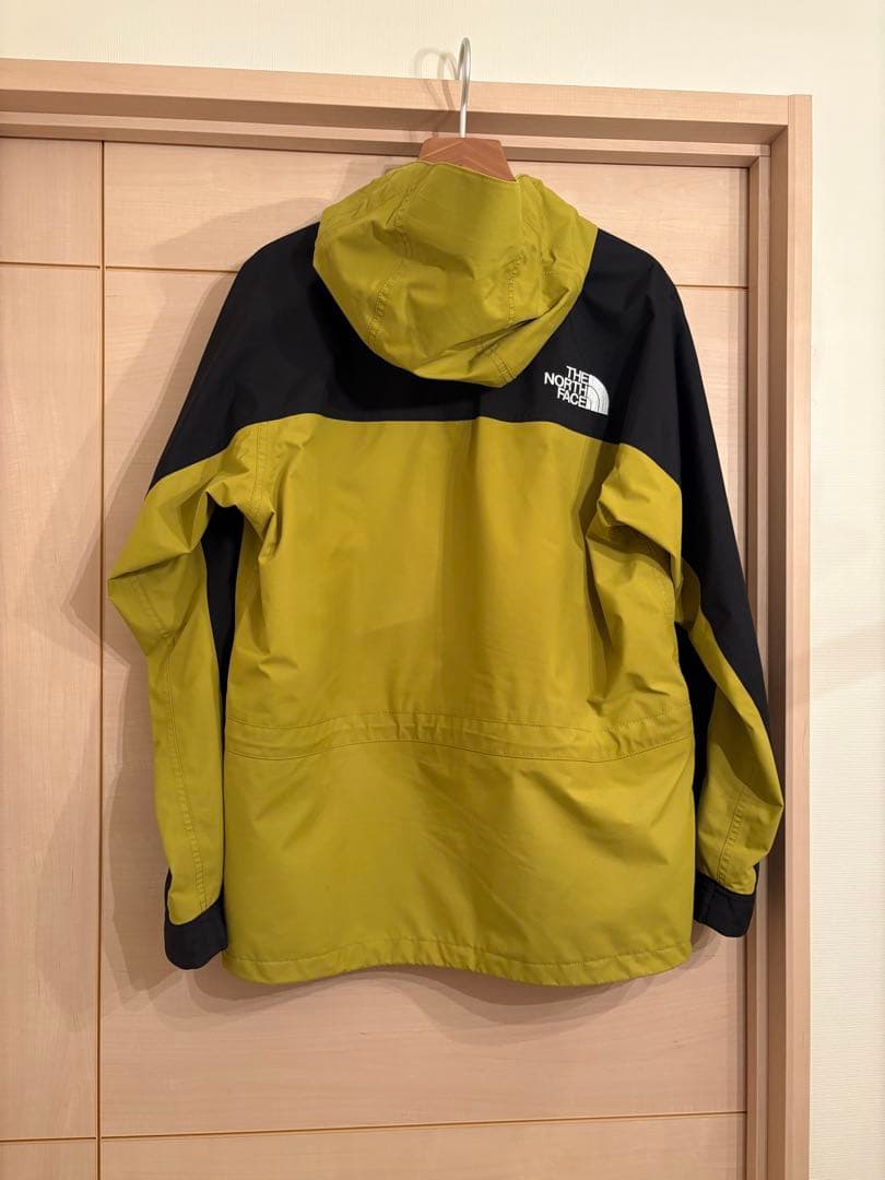 か*お様 THE NORTH FACE マウンテンライトジャケット