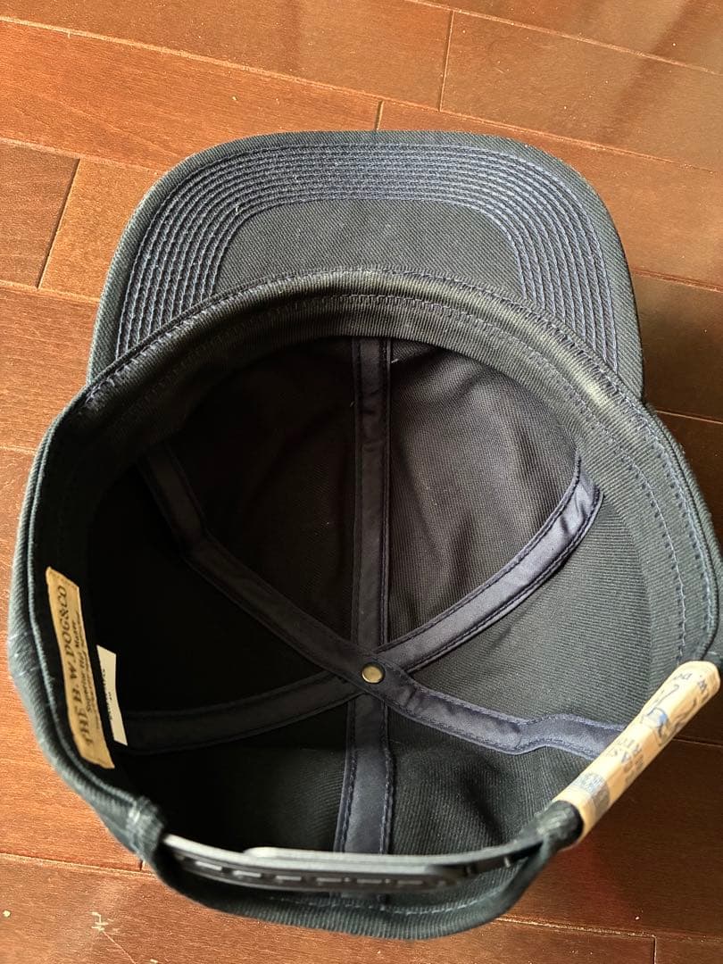 HWDOG トラッカーキャップ