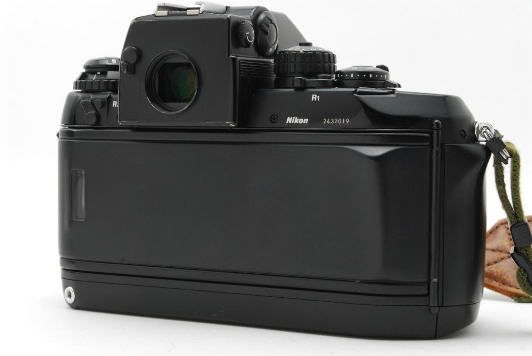 【美品】ニコン Nikon F4 一眼レフ フィルムカメラ